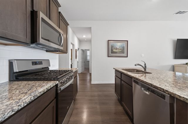 237 Jefferson Lane, Fate, TX 75189