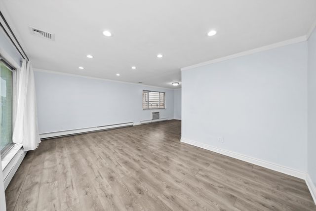 392 Greenbay Avenue, Calumet City, IL 60409