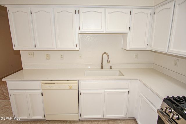 6724 Dakota Ridge Drive, El Paso, TX 79912