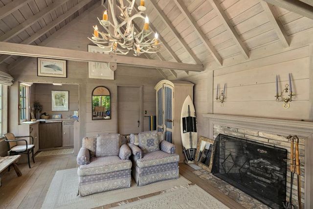 399 Selby Lane, Atherton, CA 94027