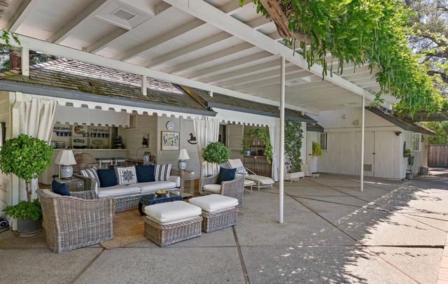 399 Selby Lane, Atherton, CA 94027