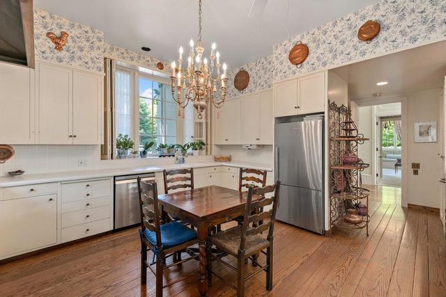 399 Selby Lane, Atherton, CA 94027