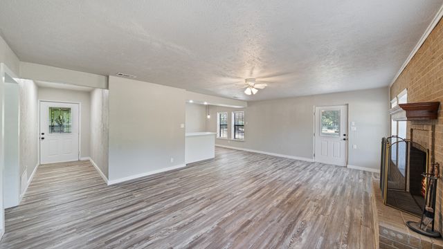 1320 Johnson Lane, Kemp, TX 75143