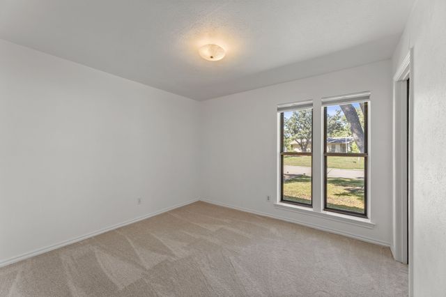 208 Ashe Bend Drive, Rowlett, TX 75087