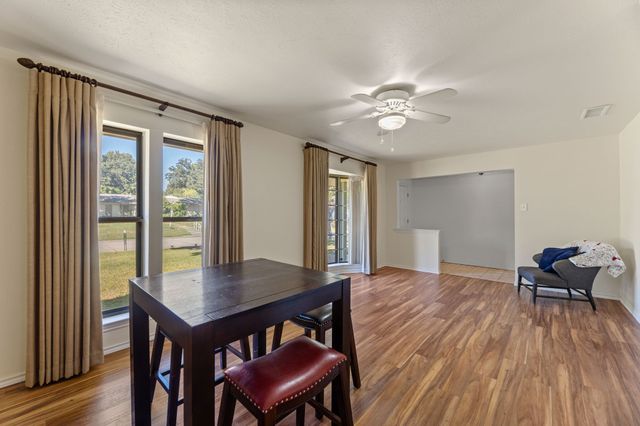 208 Ashe Bend Drive, Rowlett, TX 75087