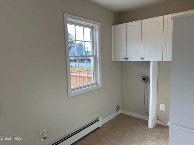 1825 Greenpoint Avenue, Rotterdam, NY 12303