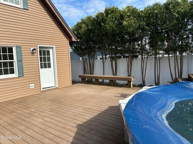 1825 Greenpoint Avenue, Rotterdam, NY 12303