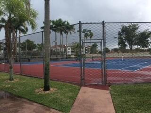 18206 Mediterranean Boulevard 4-21, Hialeah, FL 33015