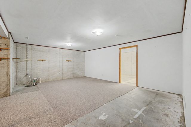 1012 8th Street SE, Altoona, IA 50009