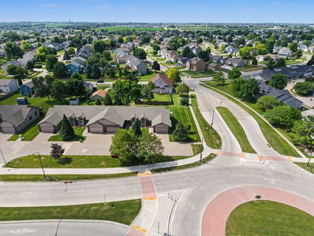1012 8th Street SE, Altoona, IA 50009