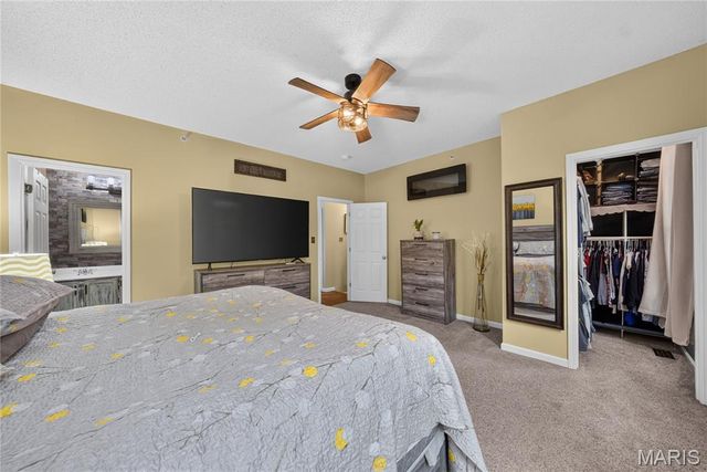 3318 Shutten Way, St Charles, MO 63301