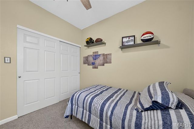 3318 Shutten Way, St Charles, MO 63301