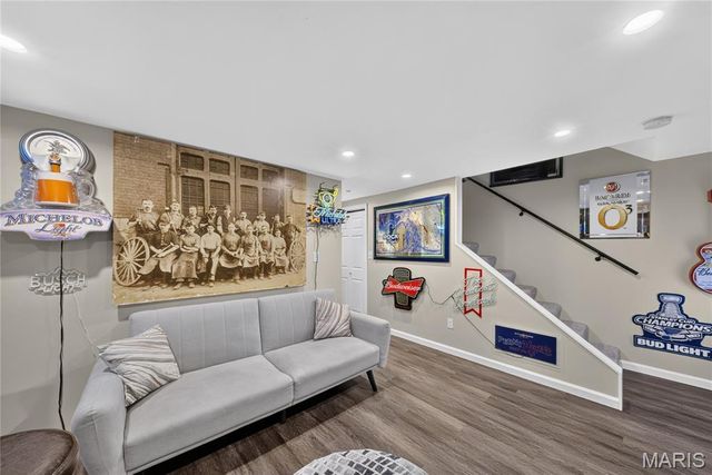 3318 Shutten Way, St Charles, MO 63301