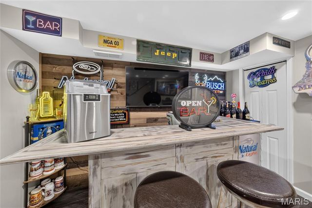 3318 Shutten Way, St Charles, MO 63301