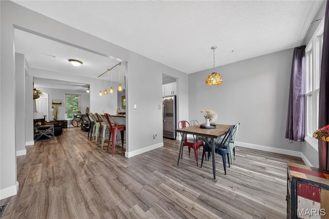 3318 Shutten Way, St Charles, MO 63301