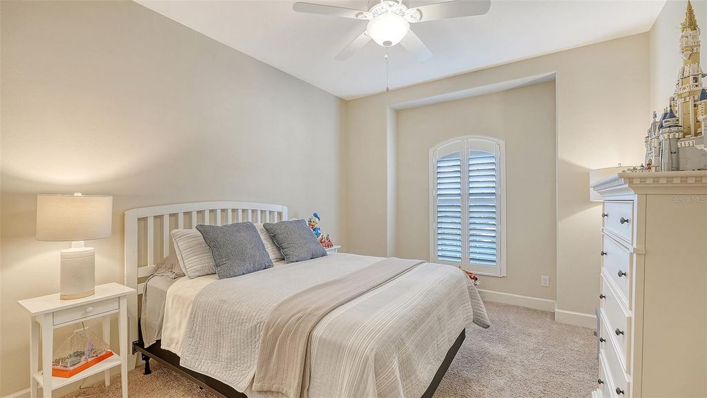 Image 14 of property listing at 13117 PALERMO DRIVE, Bradenton, FL 34211