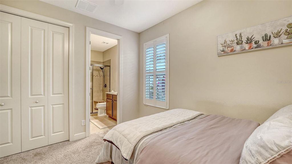 Image 18 of property listing at 13117 PALERMO DRIVE, Bradenton, FL 34211