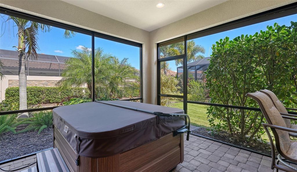 Image 24 of property listing at 13117 PALERMO DRIVE, Bradenton, FL 34211