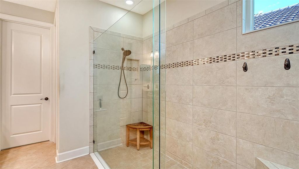 Image 30 of property listing at 13117 PALERMO DRIVE, Bradenton, FL 34211