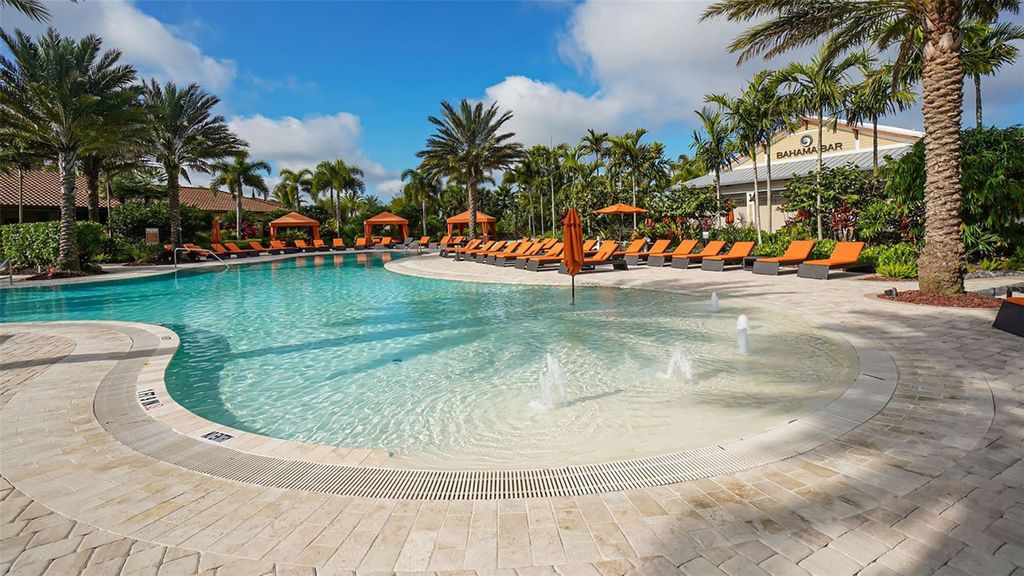 Image 37 of property listing at 13117 PALERMO DRIVE, Bradenton, FL 34211