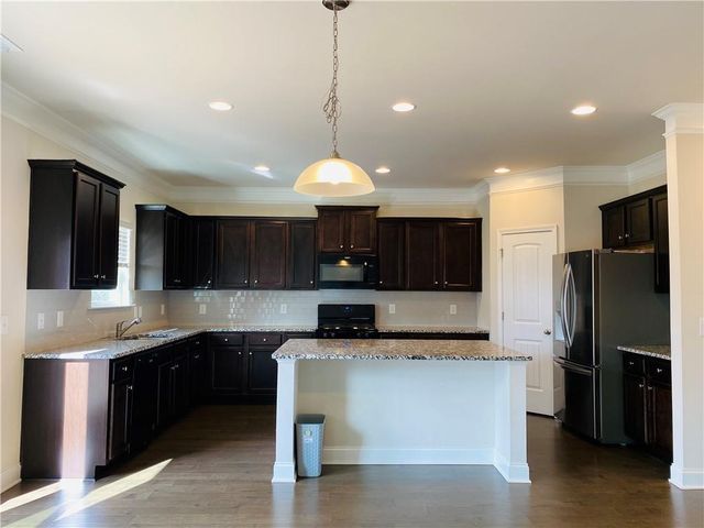 5101 Woodline View Circle, Auburn, GA 30011
