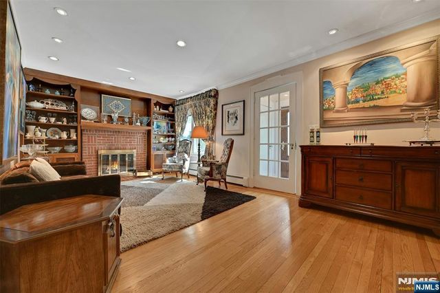 1334 Pennington Road, Teaneck, NJ 07666