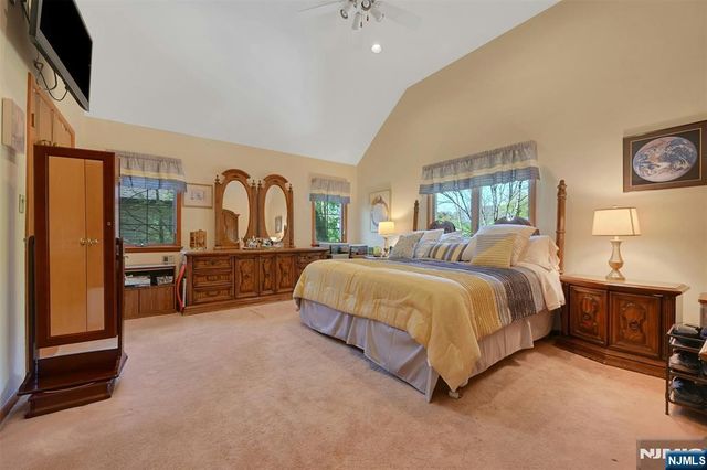 1334 Pennington Road, Teaneck, NJ 07666