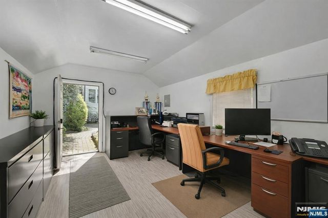 1334 Pennington Road, Teaneck, NJ 07666