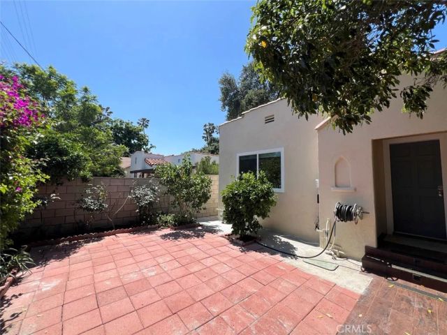 1011 San Pascual Avenue, Los Angeles, CA 90042