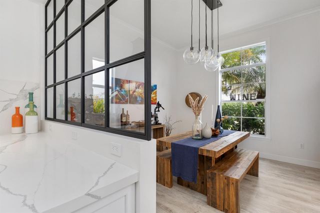 24 Grand Bay Estates Circle, Key Biscayne, FL 33149