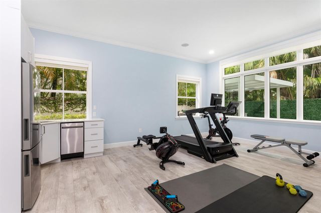 24 Grand Bay Estates Circle, Key Biscayne, FL 33149