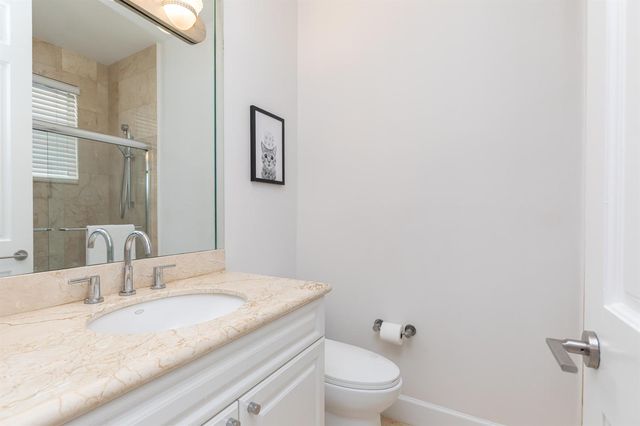 24 Grand Bay Estates Circle, Key Biscayne, FL 33149