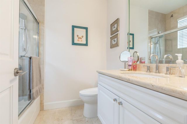 24 Grand Bay Estates Circle, Key Biscayne, FL 33149