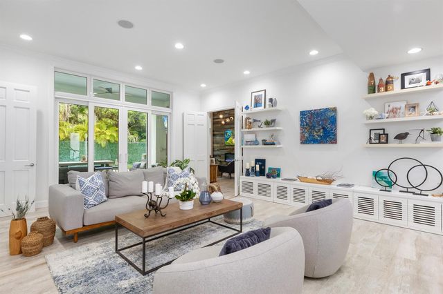 24 Grand Bay Estates Circle, Key Biscayne, FL 33149
