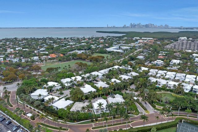 24 Grand Bay Estates Circle, Key Biscayne, FL 33149