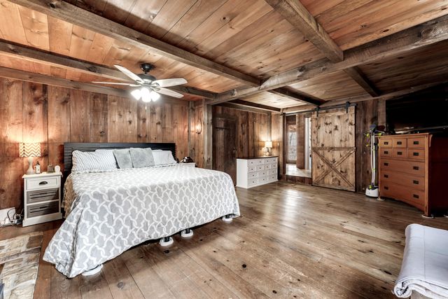 1750 W Riverbluff Lane, Nixa, MO 65714