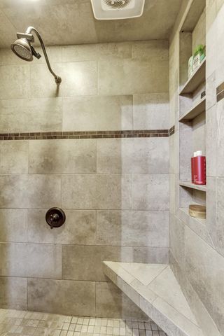 1750 W Riverbluff Lane, Nixa, MO 65714