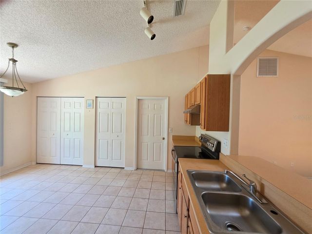 40 PACIFIC DRIVE, Palm Coast, FL 32164