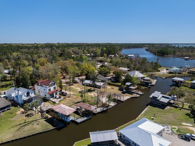 13897 Fish River Acres Circle, Foley, AL 36535