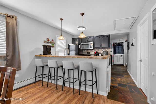 55 Pineview Avenue, Keansburg, NJ 07734