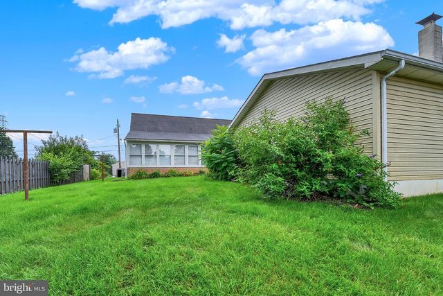 103 BRUNNER ST, Hummelstown, PA 17036