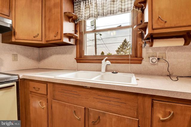 103 BRUNNER ST, Hummelstown, PA 17036