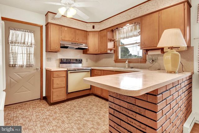 103 BRUNNER ST, Hummelstown, PA 17036
