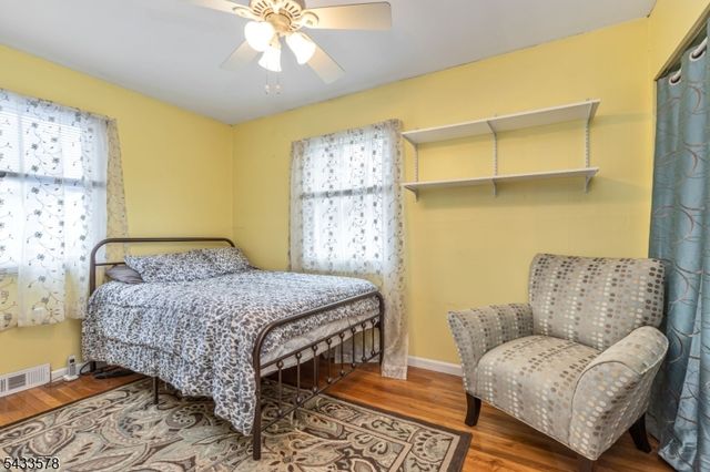1 Edgar Ave, Green Brook Twp., NJ 08812
