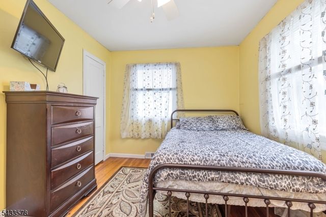 1 Edgar Ave, Green Brook Twp., NJ 08812