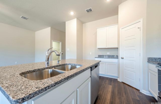 7106 EMERALD VALLEY, San Antonio, TX 78242