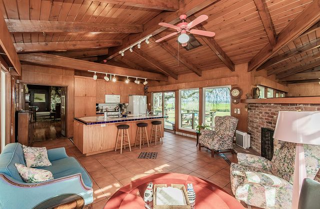 3670 S Newmark Avenue, Sanger, CA 93657