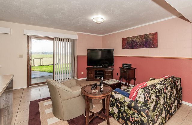 3670 S Newmark Avenue, Sanger, CA 93657