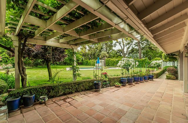 3670 S Newmark Avenue, Sanger, CA 93657