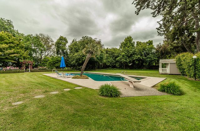 3670 S Newmark Avenue, Sanger, CA 93657